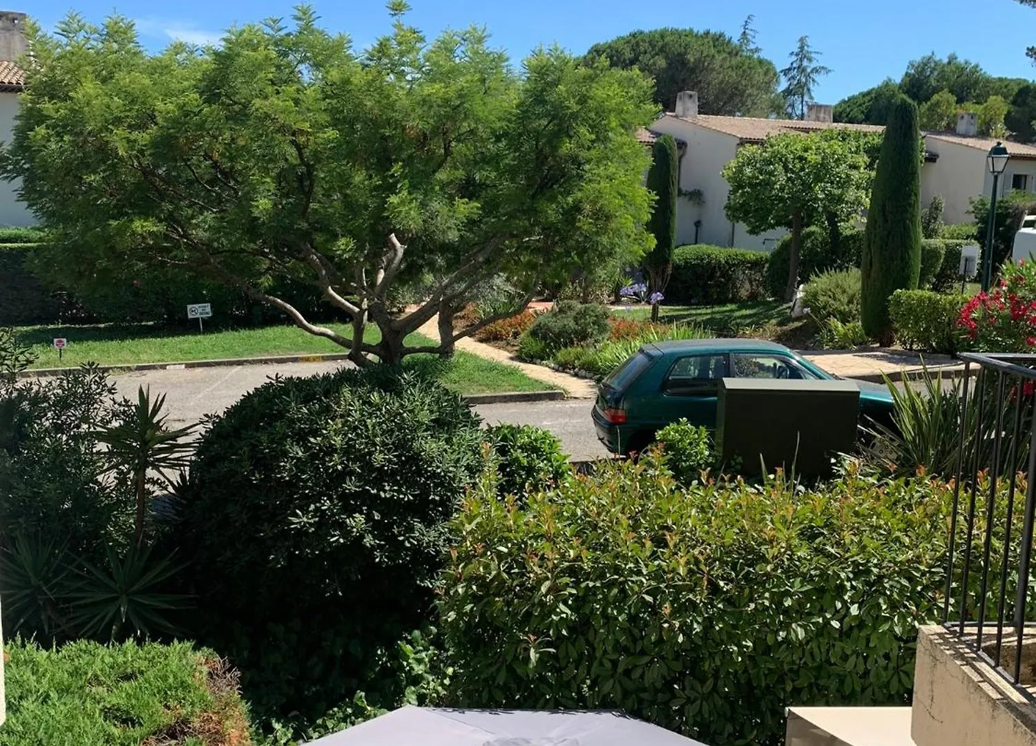 2 Pieces, Moderne Et Lumineux Avec Piscine En Residence Privee Villeneuve-Loubet France